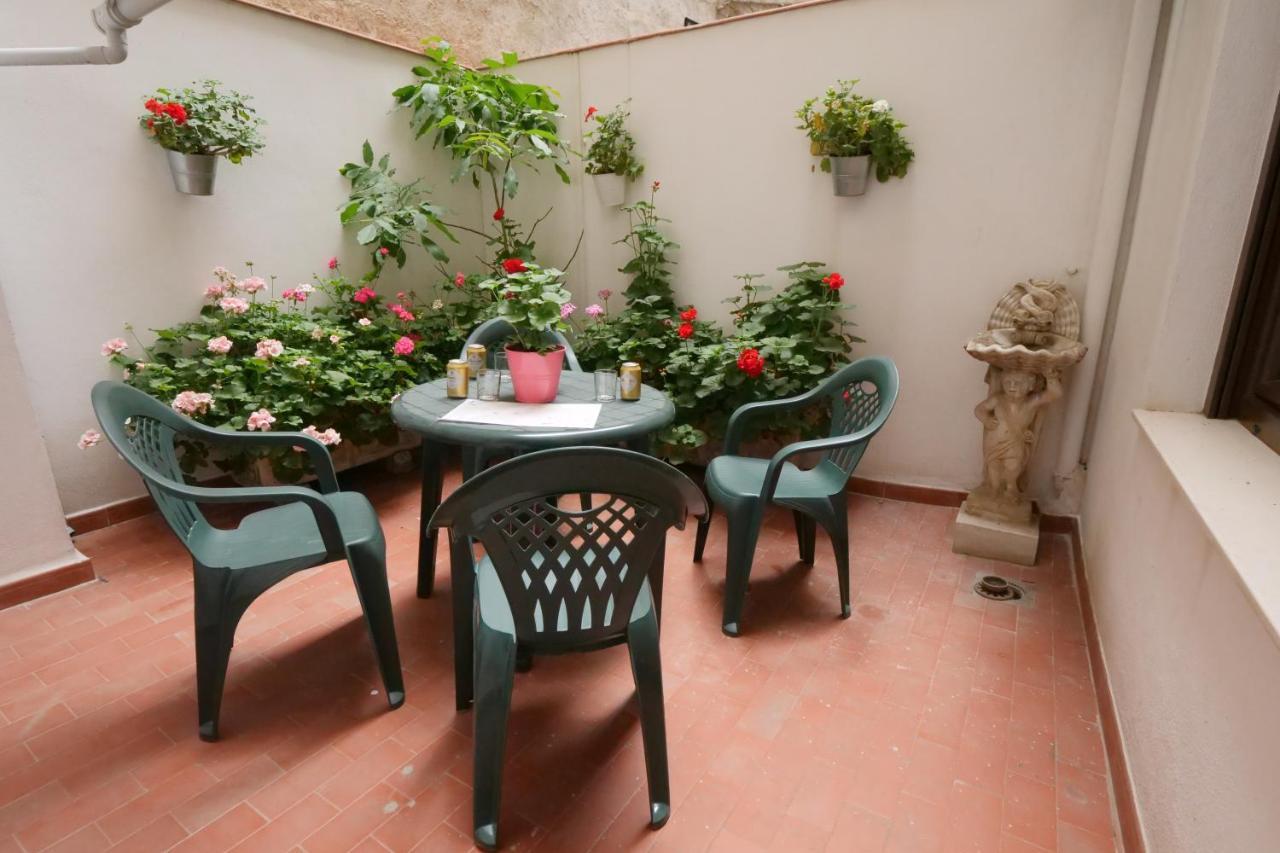 Apartamento Castillo Granada Esterno foto